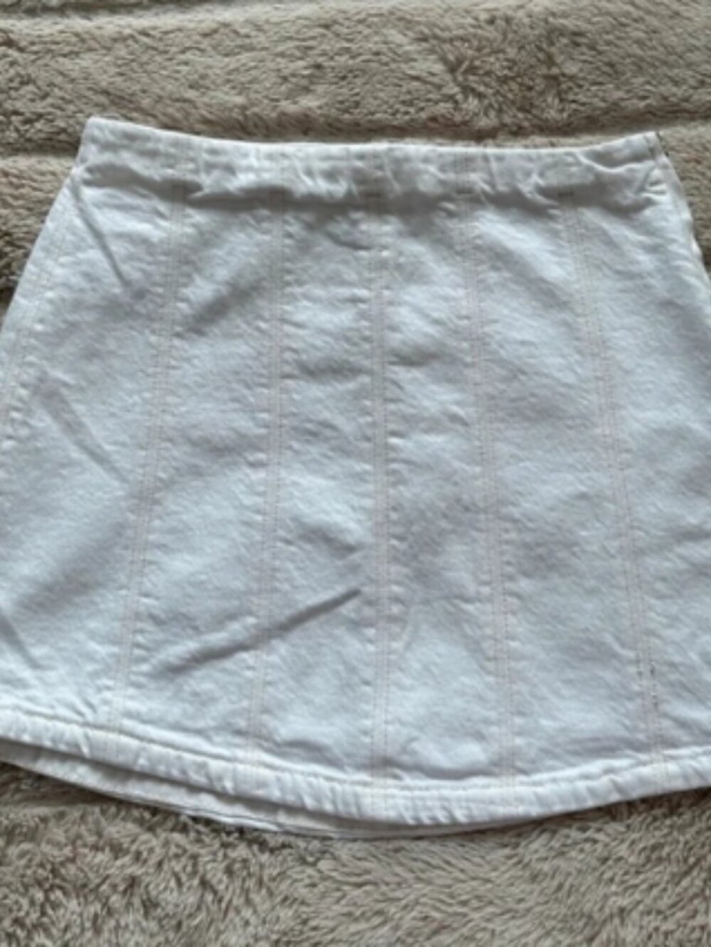 Zara white denim skirt 🤍